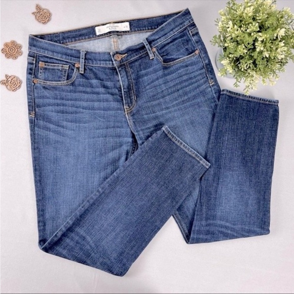 Abercrombie & Fitch Straight Ankle Cropped Jeans Sz 31 Perfect Stretch Mid Rise
